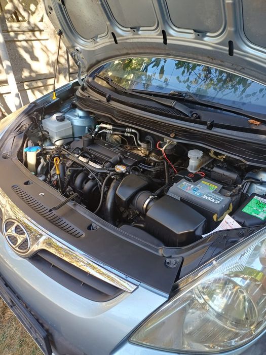 Vând Hyundai i20
