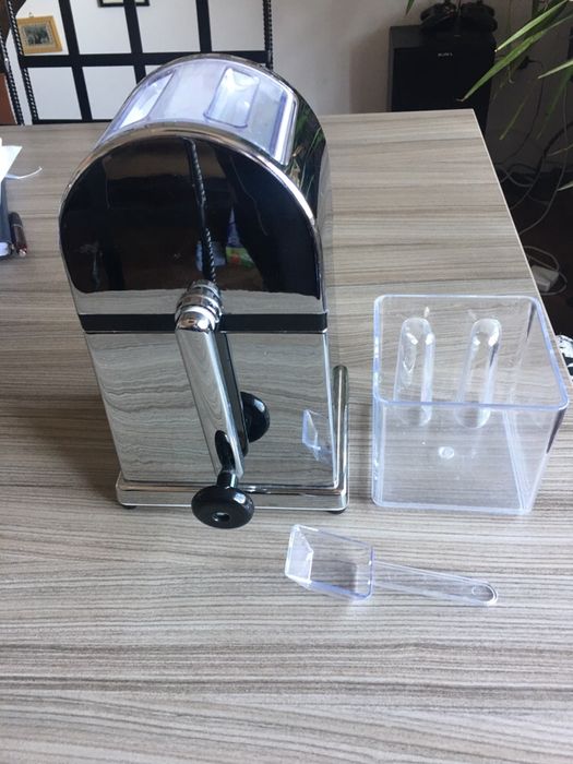 aparat maruntit gheata