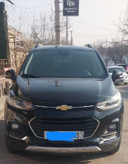 Tracker sotiladi narxini kelishamiz