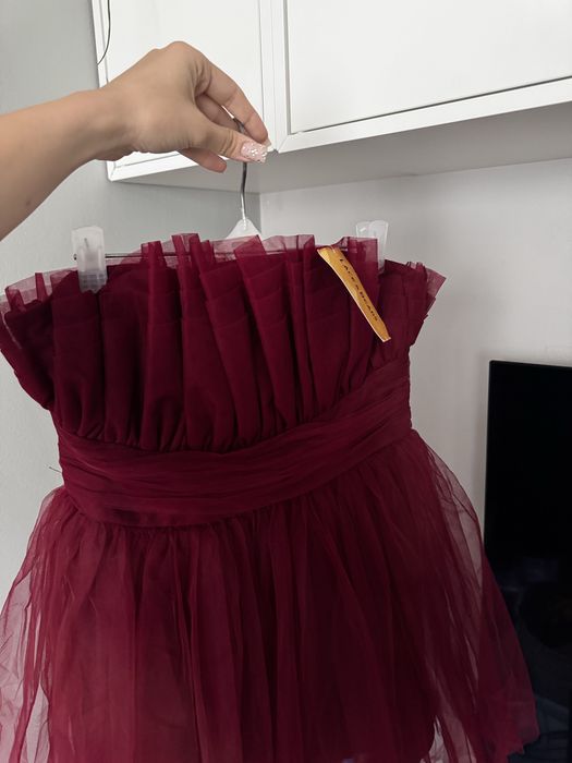 Рокля с тюл червена burgundy ASOS lace&beads