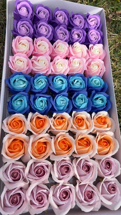 ПРОМОЦИЯ! Сапунени рози 50 броя в кутия