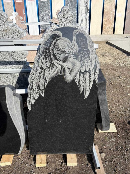 15% reducere la monumente funerare marmura si granit