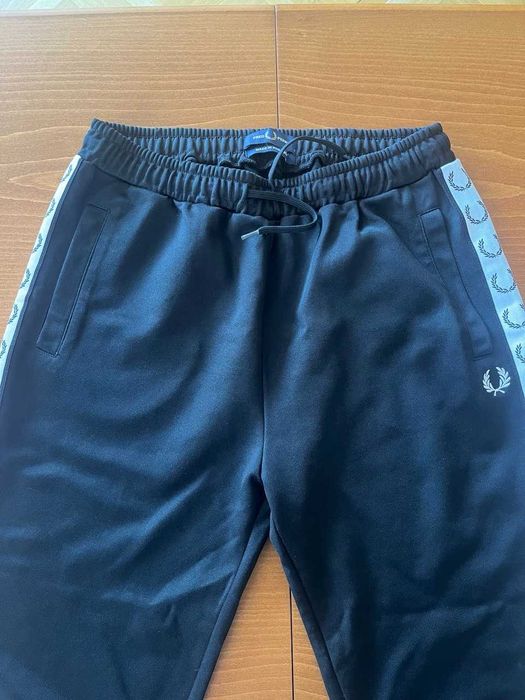 Fred Perry мъжки спортен панталон Taped Track Pants, черен, размер S