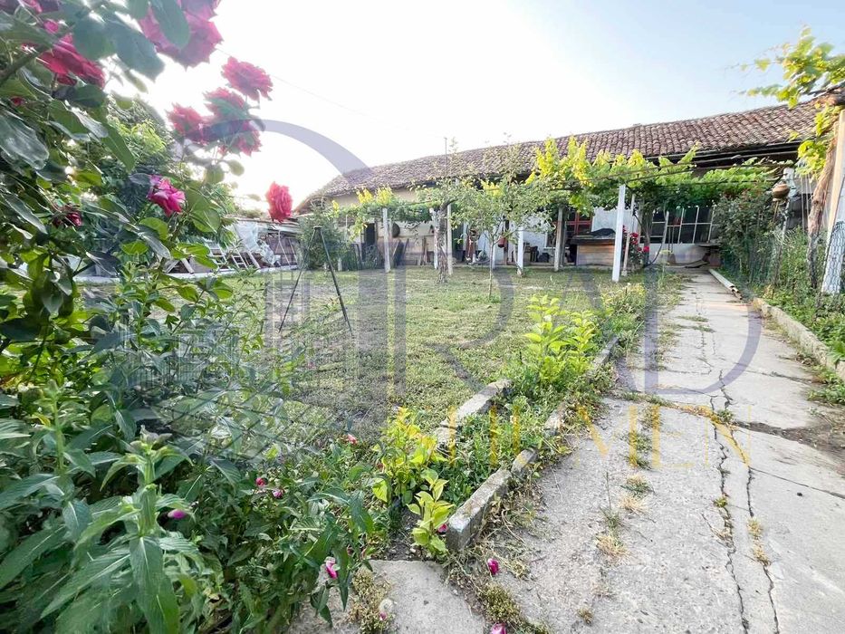 Продава се Къща в Шумен, Център - 105 кв.м за 757 €/кв.м - Снимка #8