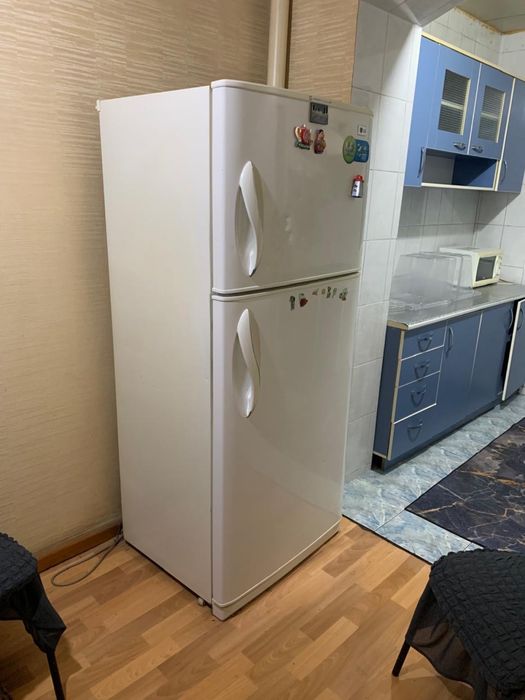 Холодильник в хорошем состоянии