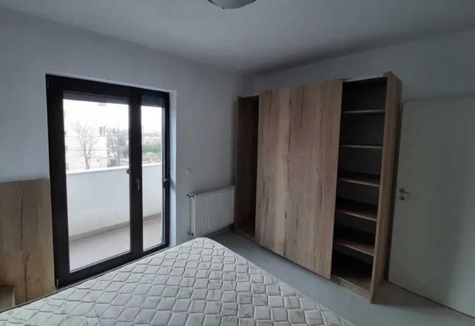 Дава се под наем Тристаен апартамент в Пловдив, Център - 78 кв.м за 224.4 € - Снимка #1