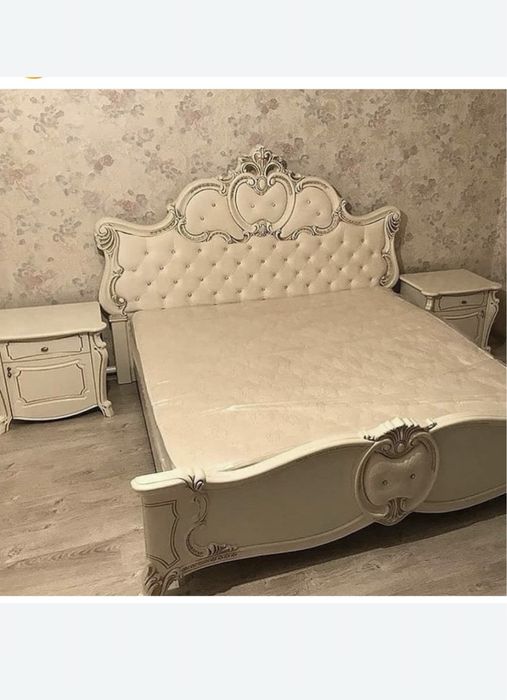 Гарнитур спальный