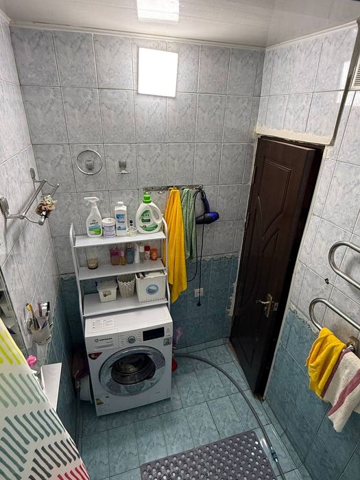 • Shoshiling! Qulay narxda uy sotiladi