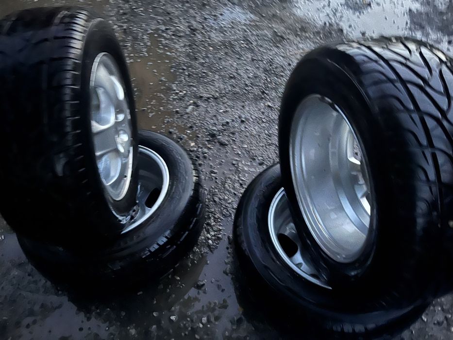 Vand jante cu caucicuri de ML