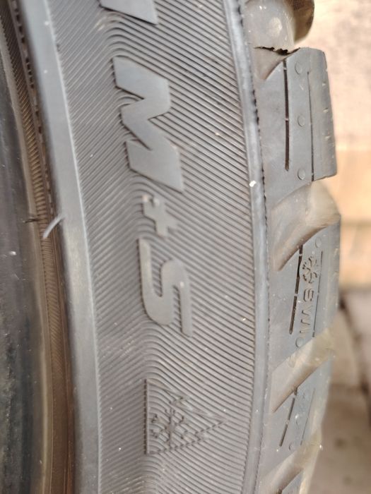 Set 4 anvelope M+S, cauciucuri Pirelli 255.35.19