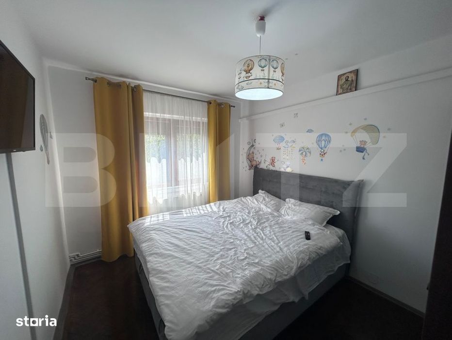 Apartament cu 3 camere, decomandat, centrala si AC, zona Helin Ciuperc