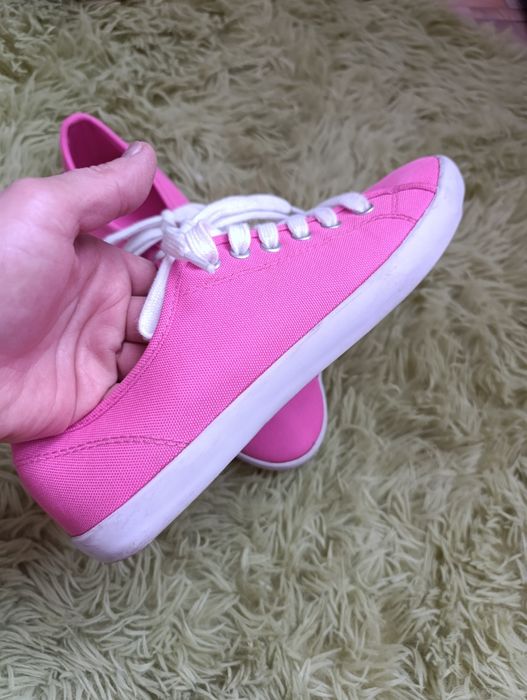 Новые кеды Спортмастер 37р