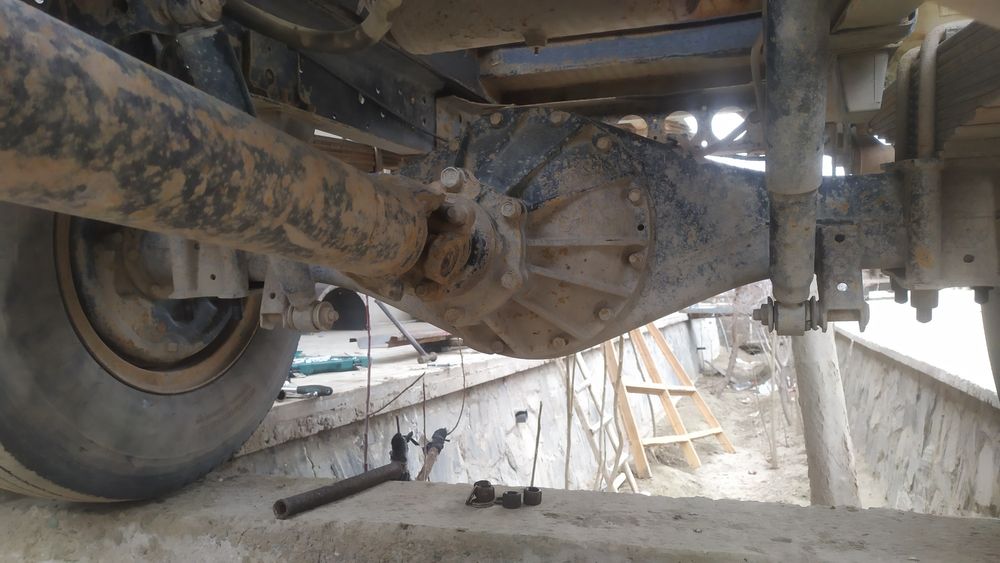 Zadni moʻs aftabus sotiladi