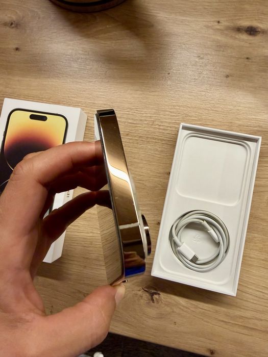 iPhone 14 Pro 256GB - буквално като нов