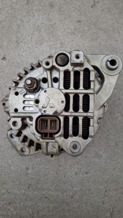 Генератор Mitsubishi Pajero