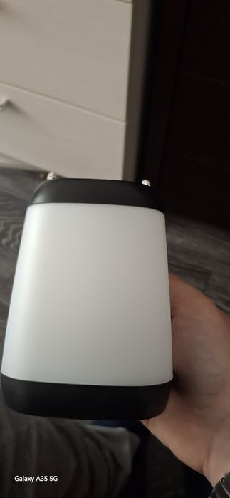 Vând lampă pe baterii