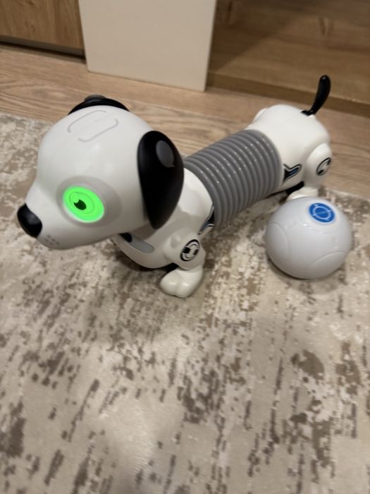 Куче робот с дистанционно управление