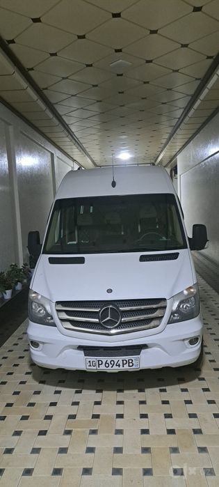 Мерседес спринтер сотилади
