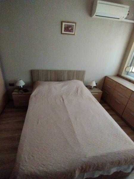 Дава се под наем Двустаен апартамент в Бургас, Център - 60 кв.м за 510 € - Снимка #6