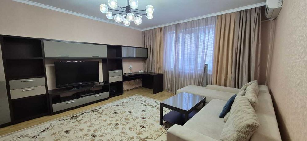 Дава се под наем Двустаен апартамент в София, Люлин 3 - 80 кв.м за 350 € - Снимка #2