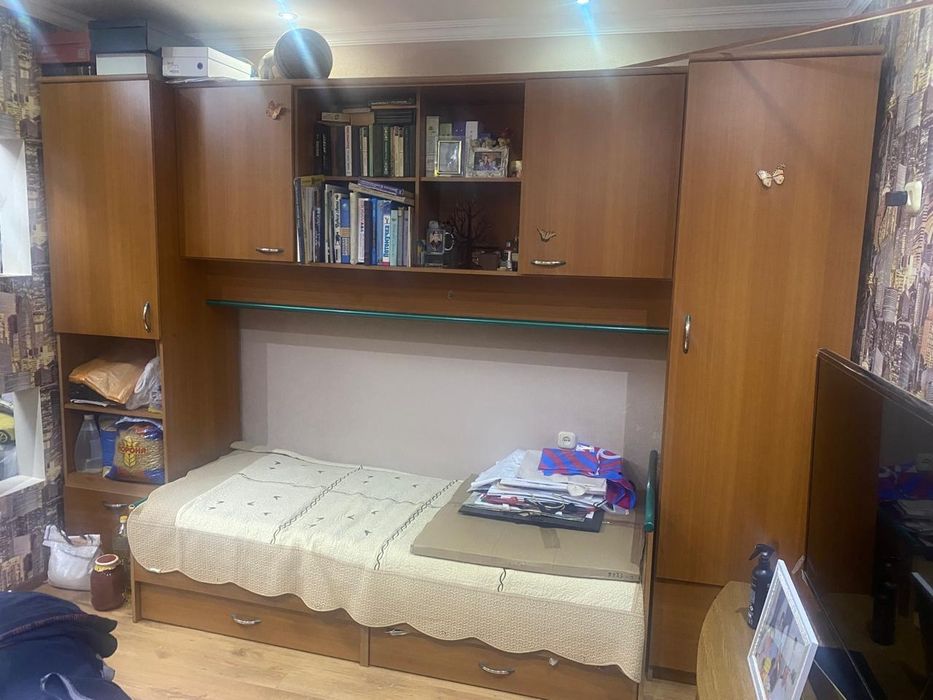Продаётся мебель для спальни