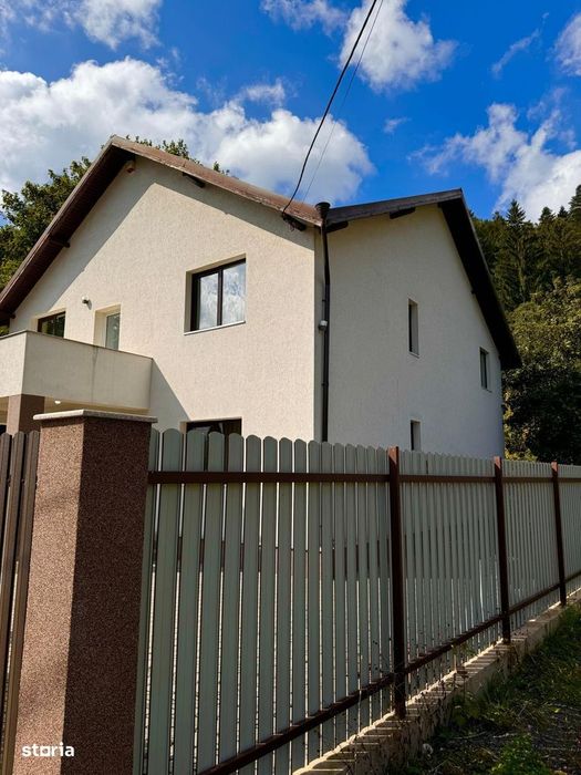 Vila Eleganta cu 7 Camere - Cheia Prahova- Mobilată și Utilată Complet