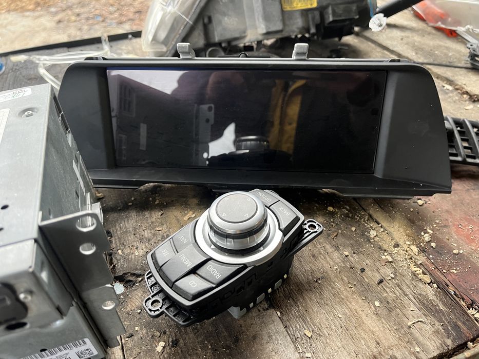 Голяма навигация бмв/bmw f10 f11 навигация ф10 ф11 голяма циц cic