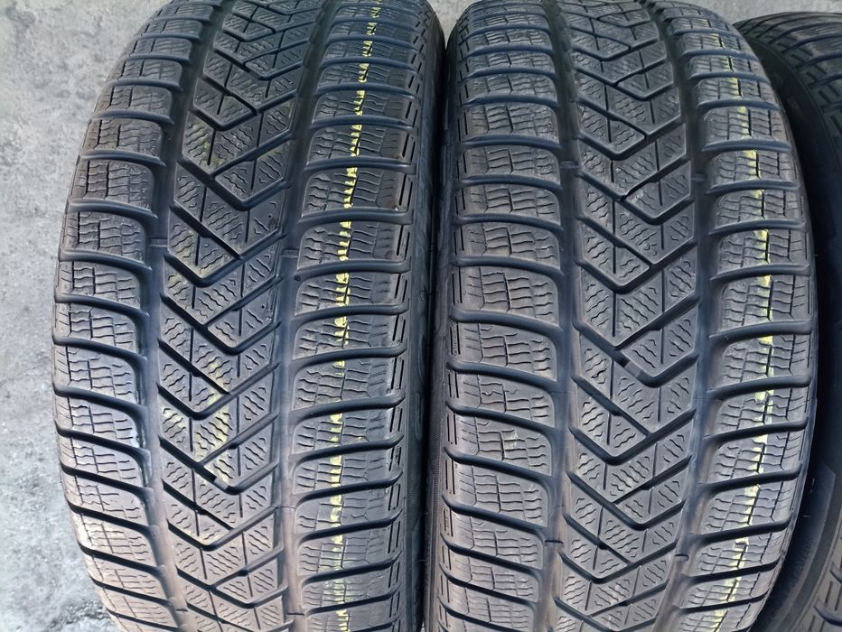4 anvelope de iarna Pirelli 255/45 R19 2xdot 1923 2xdot 2422