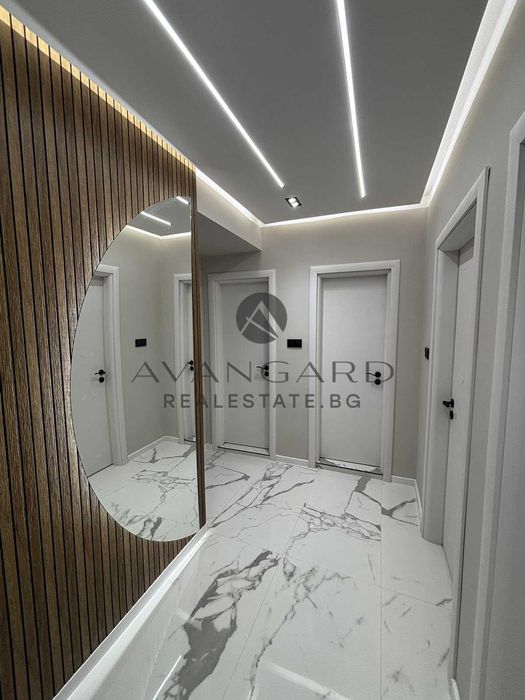 Продава се Четиристаен апартамент в Пловдив, Тракия - 106 кв.м за 1083 €/кв.м - Снимка #4