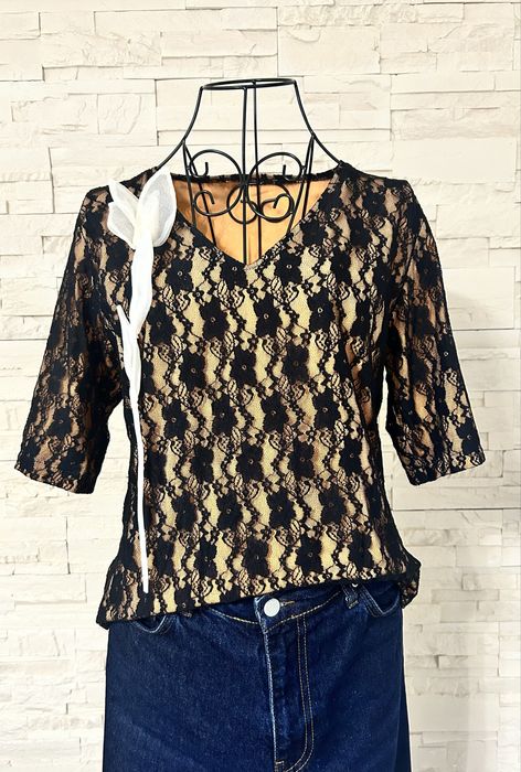 Bluzită elegantă, facuta pe comanda.