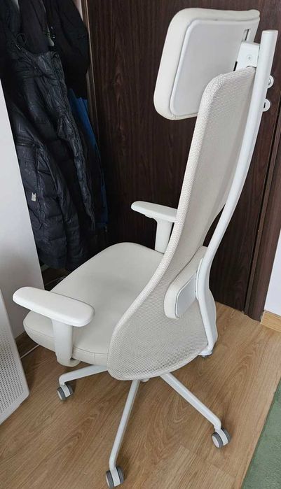 Икеа офис стол Ikea Jarvfjallet на един месец в гаранция