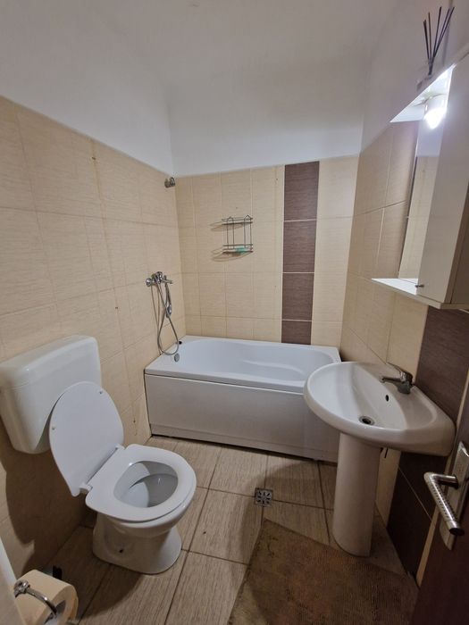 Apartament 3 camere ULTRACENTRAL 80 mp util