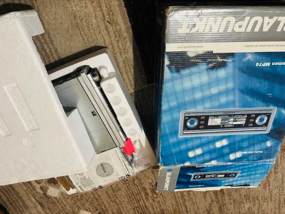 Vand radio cd,cd player auto,BLAUPUNKT  MP74,colectie