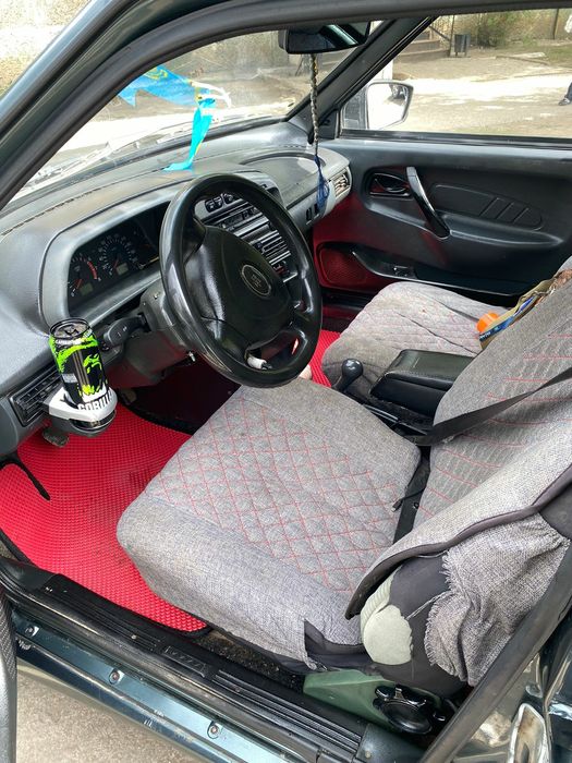 Автомобиль Ваз 2114