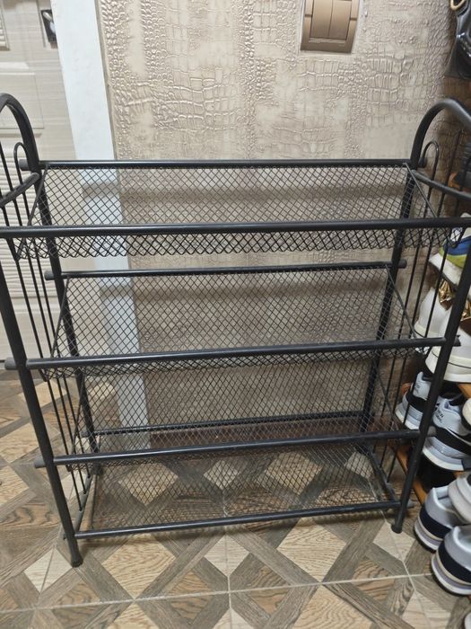 Продам полку для обуви