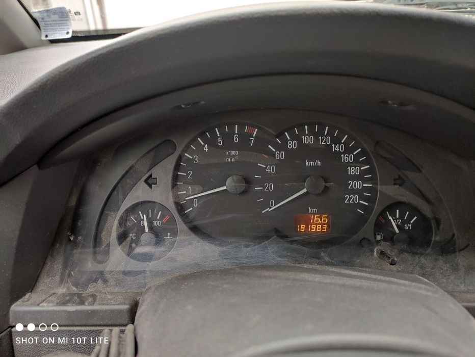 Опел Мерива хечбек 2003 нов внос бартер за седан