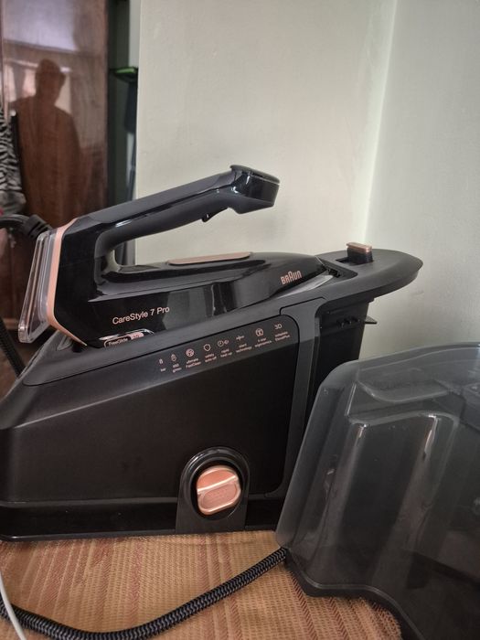 Паровой утюг Braun