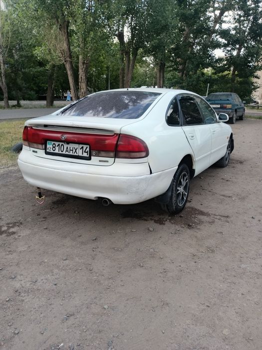Продам Mazda Cronos