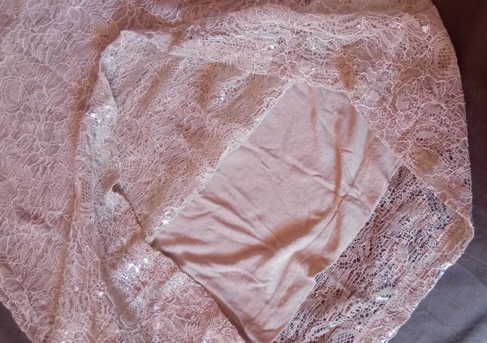 Дамска дантелена блуза къс ръкав, размер М