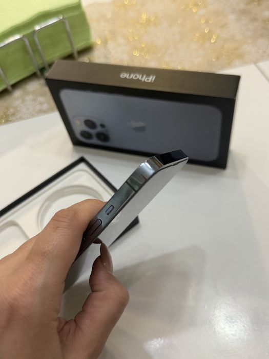 Iphone 13 PRO без забележки, подходящ за подарък