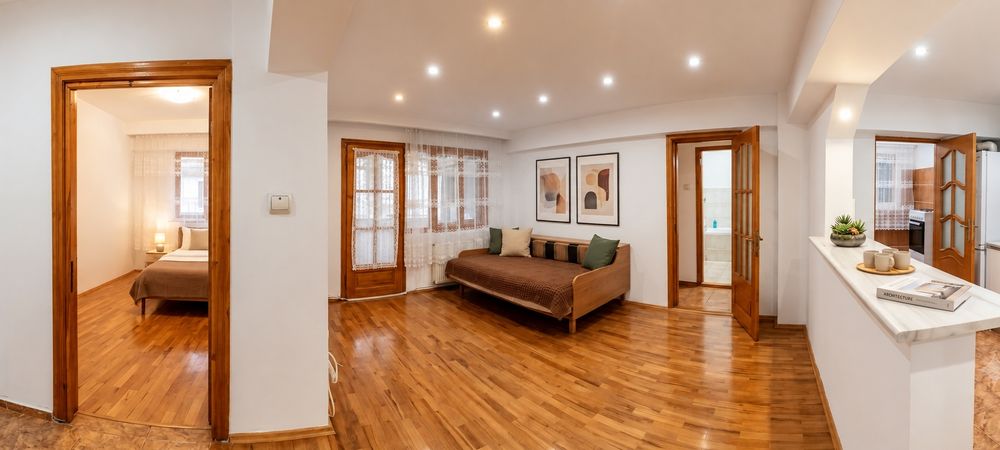 Apartament 3 camere 2 bai 70mp