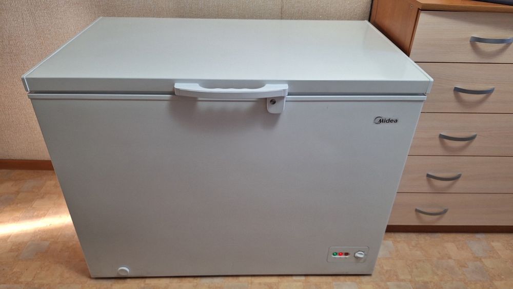 Продажа Морозильной Камеры(Ларь)