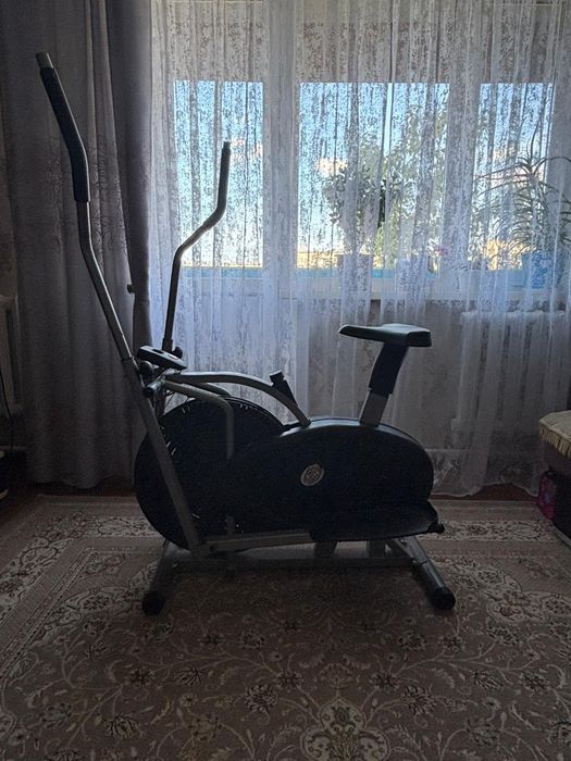 Эллиптический тренажер