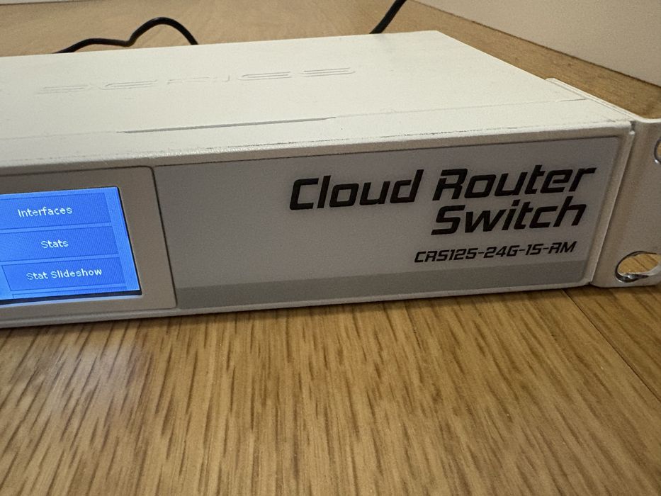 Switch 24 Mikrotik CRS125-24G-1S-RM
