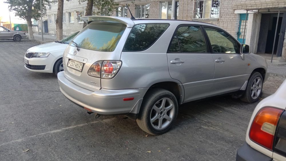 Тайота Харриер срочно торг.