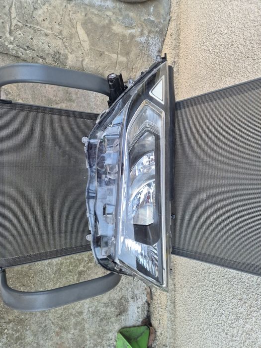 Far dreapta Led Toyota Rav 4 avariat!!