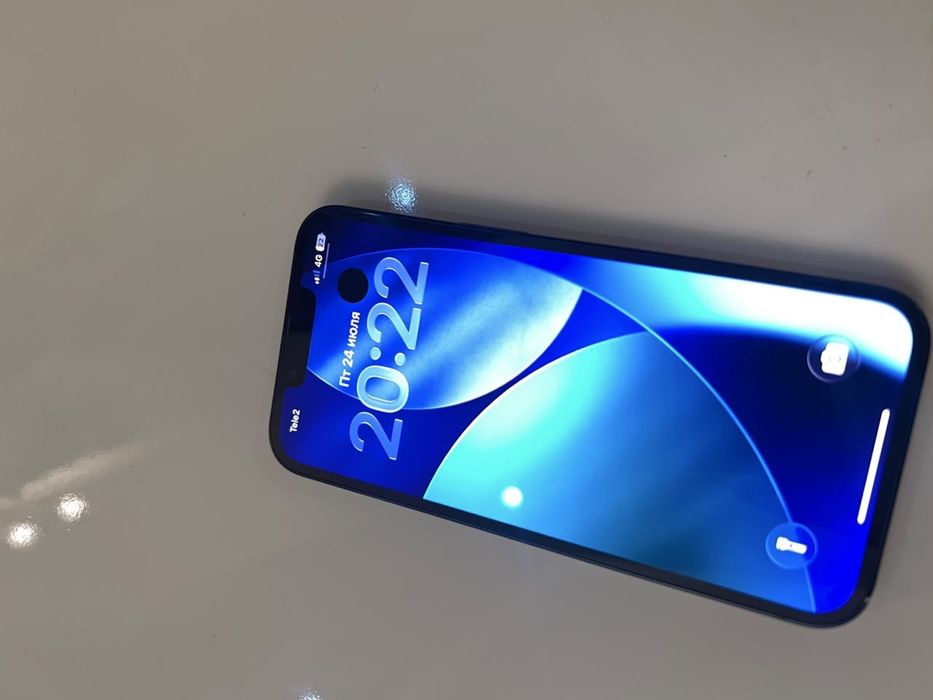 Продам iPhone 13 256гб