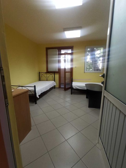 Дава се под наем Едностаен апартамент в Бургас, Братя Миладинови - 45 кв.м за 178.5 € - Снимка #1