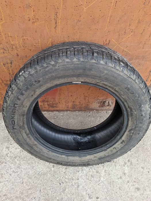 Продам шину. 235/60/18 нокиа