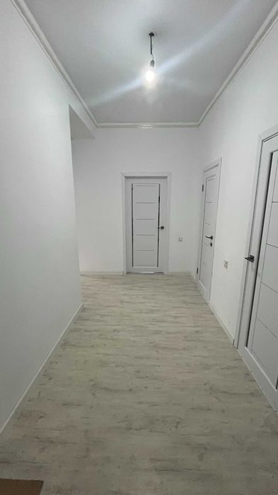 Продам 2 ком.квартиру на Батыс -2